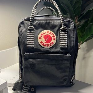 Fjallraven Kanken Backpack Black